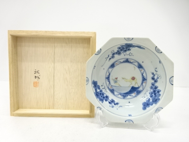 Octagonal bowl with camel motifs, some-nishiki, by Yusuke Miyazaki